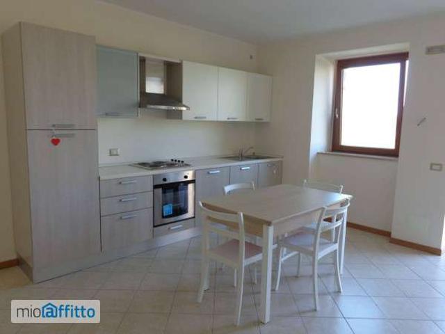 Appartamento in affitto a Marche, Macerata
