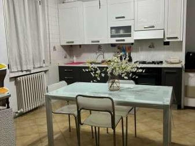Appartamento in affitto a Valera, Varedo