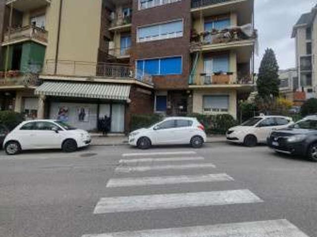 Appartamento in affitto a Giubiano, Varese