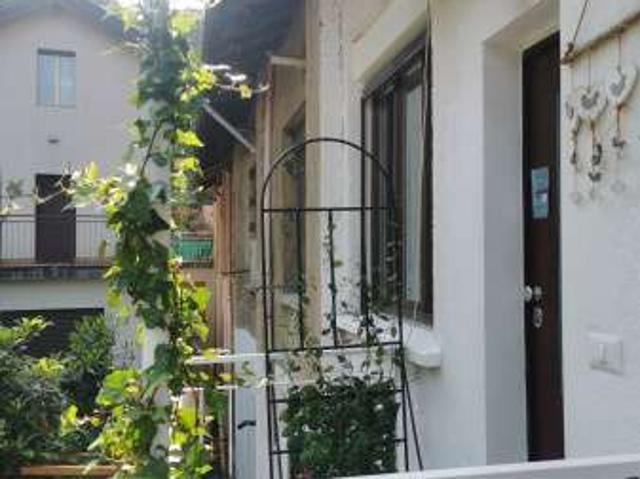 Appartamento in affitto a Biumo Superiore, Varese