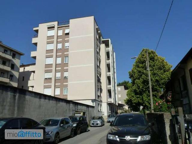 Appartamento in affitto a Santa Maria Maddalena, Varese