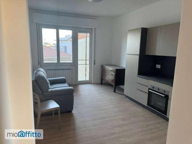 Appartamento in affitto a Giubiano, Varese
