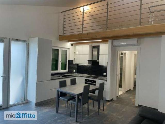 Villa Indipendente in affitto a Villafranca Di Verona, Veneto