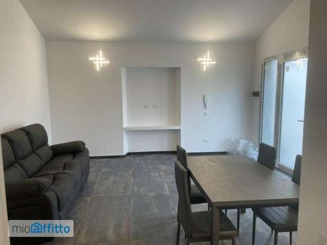 Villa Indipendente in affitto a Villafranca Di Verona, Veneto