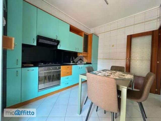 Appartamento in affitto a Municipalità 4, Campania