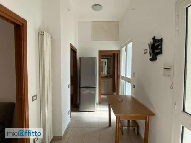 Appartamento in affitto a Municipio 6, Milano