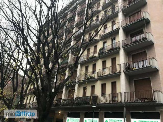 Appartamento in affitto a Municipio 6, Milano