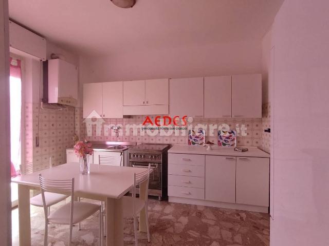 Appartamento in affitto a Marche, Fermo