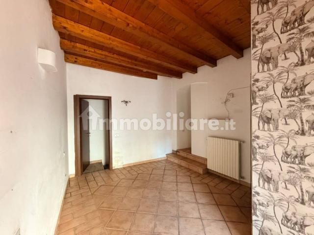 Appartamento in affitto a Calepio, Castelli Calepio