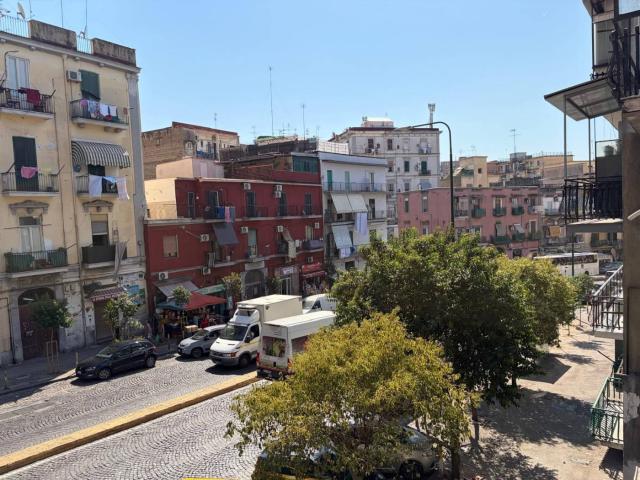 Appartamento in affitto a Municipalità 3, Campania