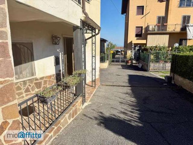 Appartamento in affitto a Caprarola, Lazio
