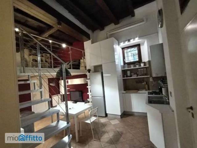 Appartamento in affitto a Santo Stefano, Bologna