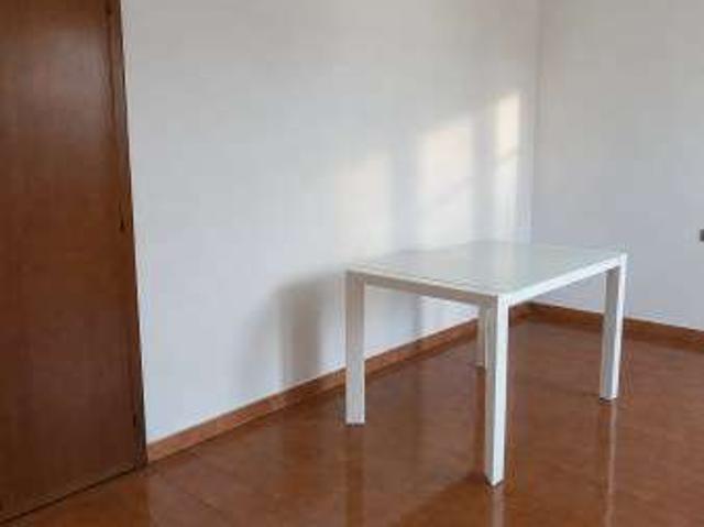 Appartamento in affitto a Turate, Como