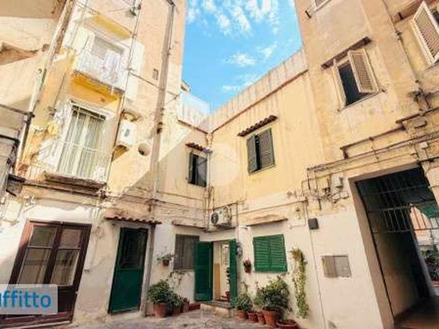 Appartamento in affitto a Municipalità 1, Campania