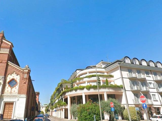 Appartamento in affitto a Centro, Gallarate