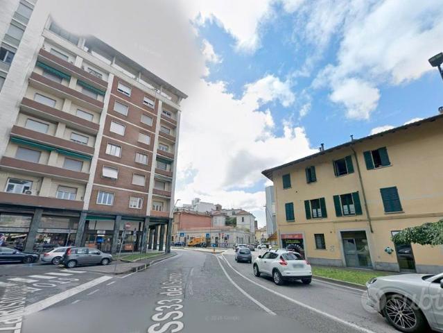 Appartamento in affitto a Centro, Gallarate