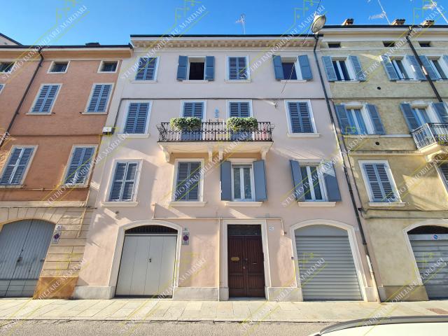 Appartamento in affitto a Centro Storico, Modena