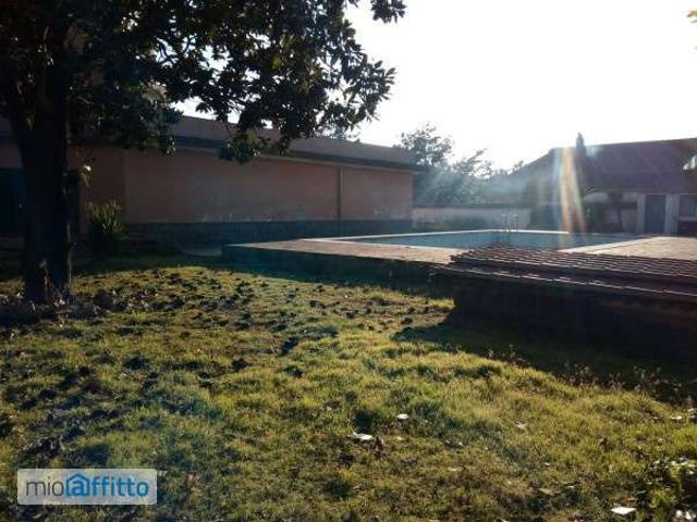 Appartamento in affitto a Castel Volturno, Campania