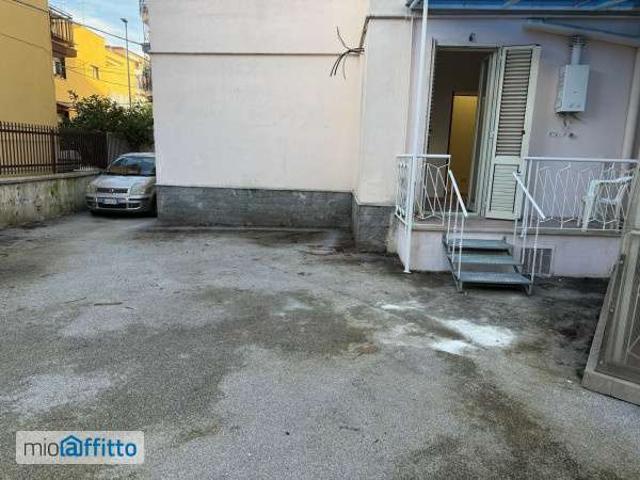 Appartamento in affitto a Quarto, Campania
