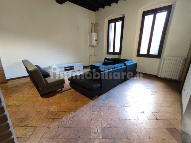 Appartamento in affitto a Centro Storico, Cremona