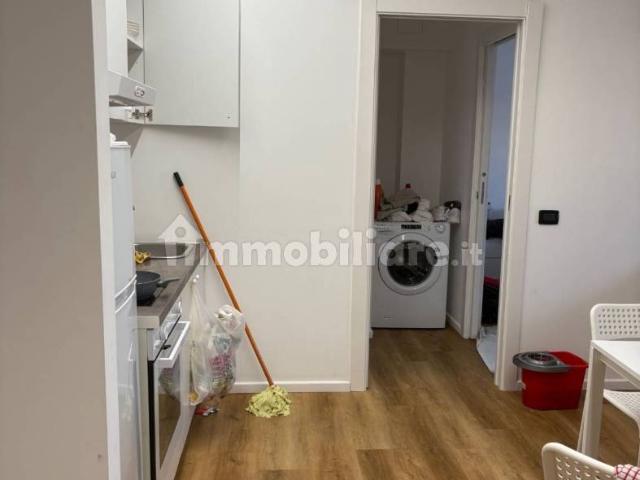 Appartamento in affitto a Municipio 9, Milano