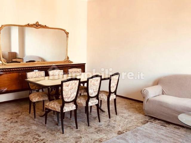 Appartamento in affitto a Villa Iria, Voghera