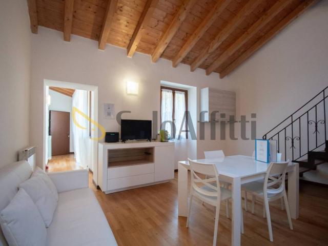 Appartamento in affitto a Municipio 1, Milano