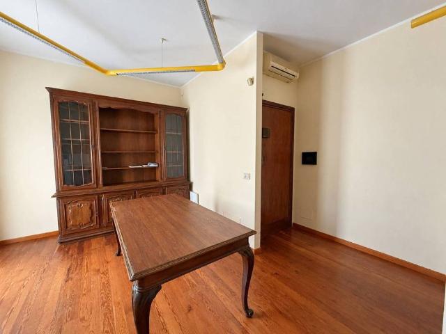 Appartamento in affitto a Borgo Po, Torino