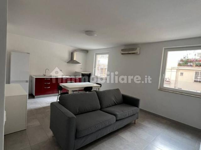 Appartamento in affitto a Municipio 1, Puglia