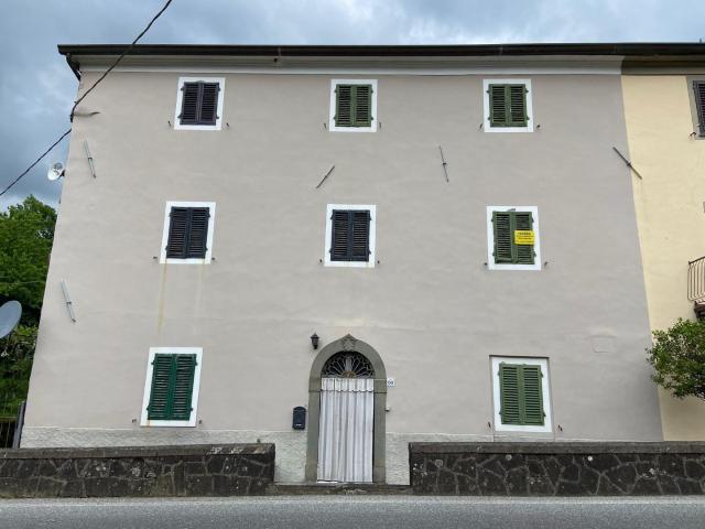 Appartamento in vendita a Unione dei comuni Media Valle del Serchio, Toscana