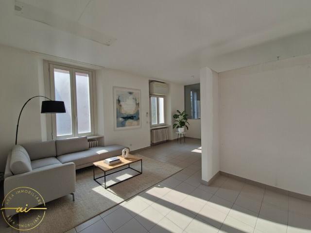Wohnung kaufen in Chiasso, Tessin