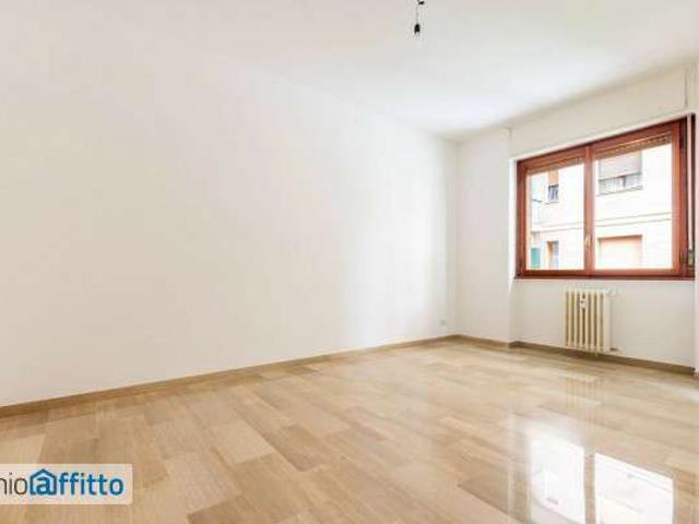 Appartamento in affitto a Municipio 7, Milano