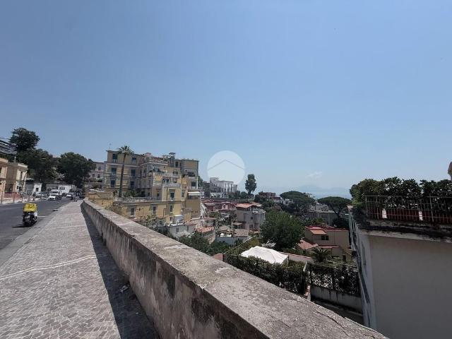 Appartamento in affitto a Municipalità 1, Campania
