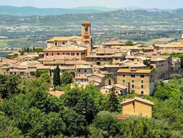 Appartamento in affitto a Colle, Bettona