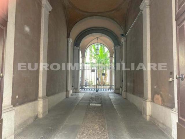 Appartamento in affitto a Zona Centro, Brescia