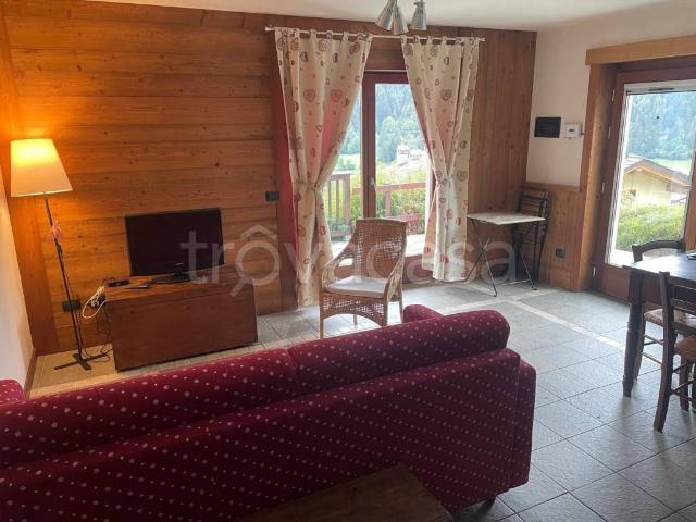 Appartamento in affitto a Brusson, Aosta
