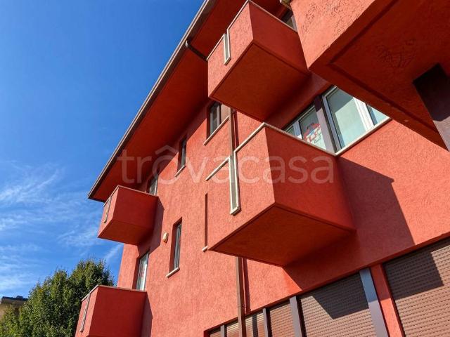 Appartamento in affitto a Villaggio Trieste, Cantù