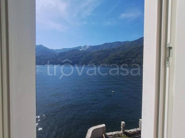 Appartamento in affitto a Carate Urio, Lombardia