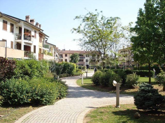 Appartamento in affitto a Cernusco Sul Naviglio, Lombardia