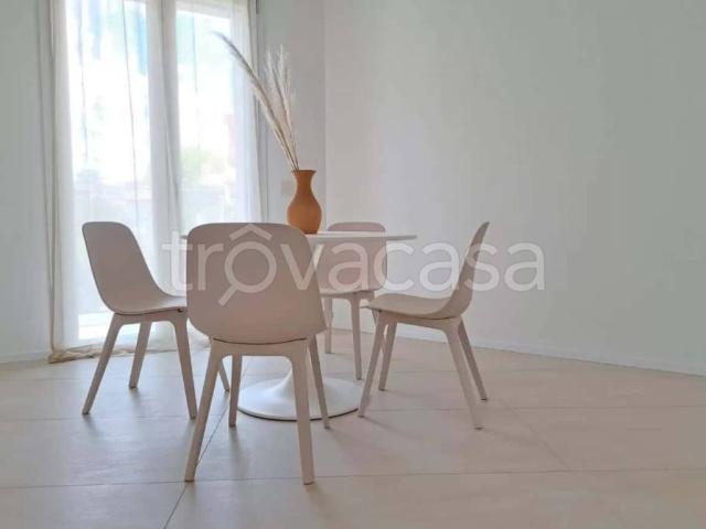 Appartamento in affitto a Sagnino, Como
