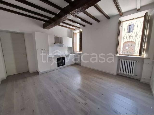 Appartamento in affitto a Gazzuolo, Lombardia