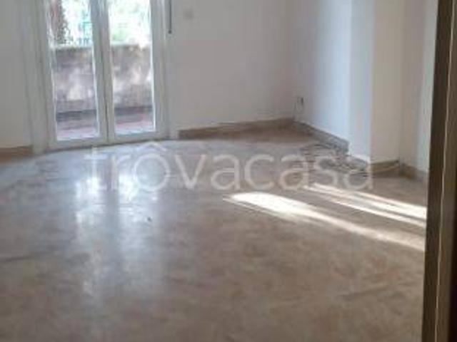 Appartamento in affitto a Levante, Serra Riccò
