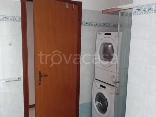 Appartamento in affitto a Golasecca, Lombardia