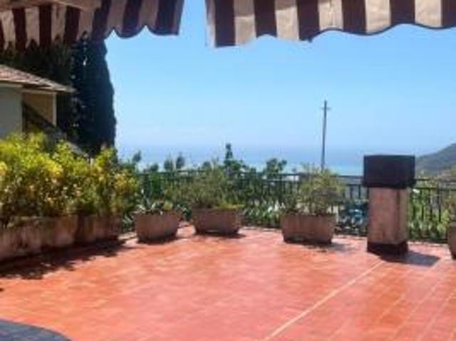 Appartamento in affitto a Leivi, Liguria
