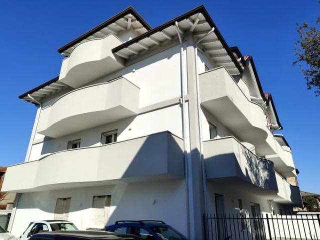 Appartamento in affitto a Magnago, Lombardia