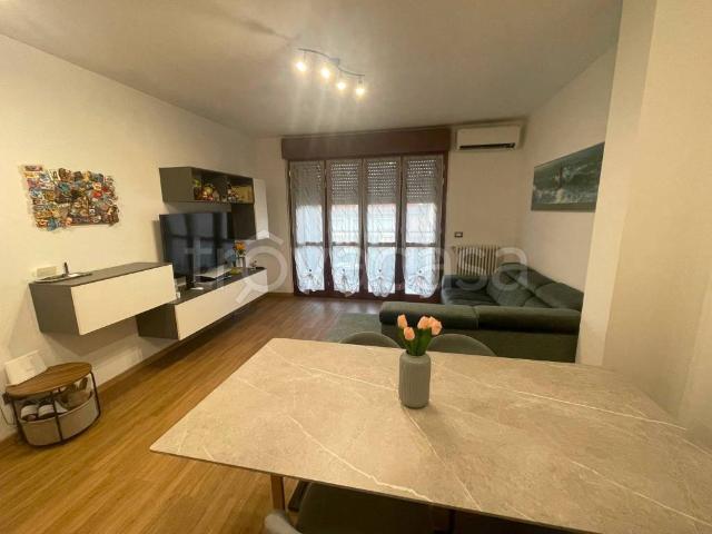 Appartamento in affitto a Melegnano, Lombardia