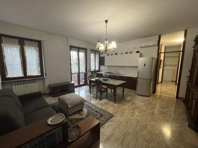 Appartamento in affitto a Melzo, Milano