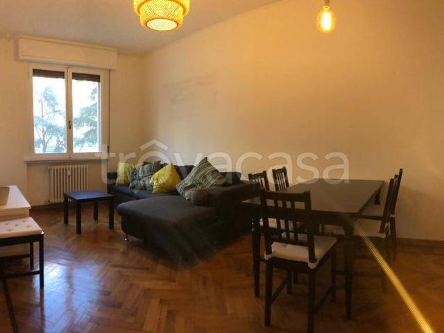 Appartamento in affitto a Municipio 6, Milano
