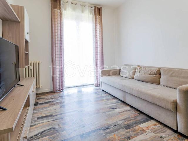 Appartamento in affitto a Municipio 6, Milano
