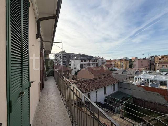 Appartamento in affitto a Municipio 2, Milano